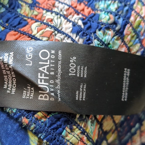 Top - Picture 4 of 6